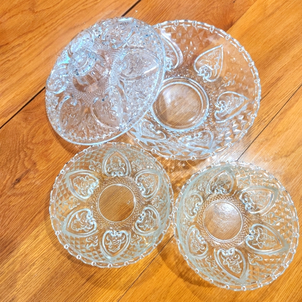 Candy dish & bowls set
